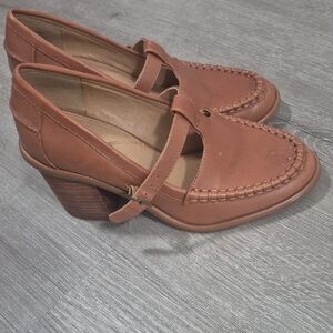Women's Tan Loafer Heels